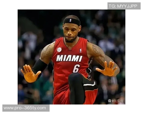 詹姆斯转发拉拉维亚精彩暴扣视频称赞杰克飞跃表现令人惊叹